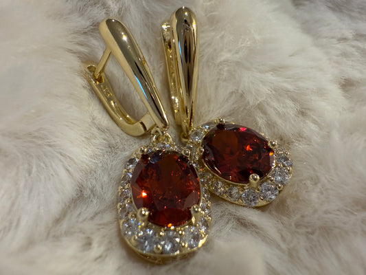 Aros con Circon Rojo 24K